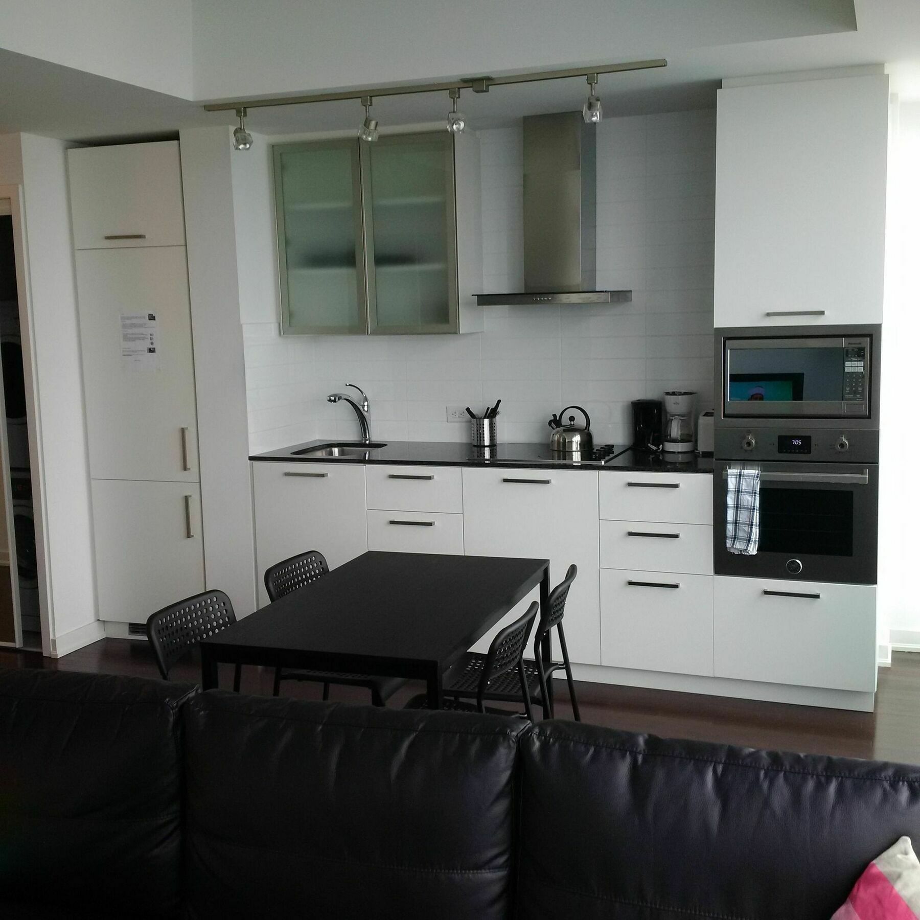 Trinity Suites - Condo On York Street Toronto Extérieur photo